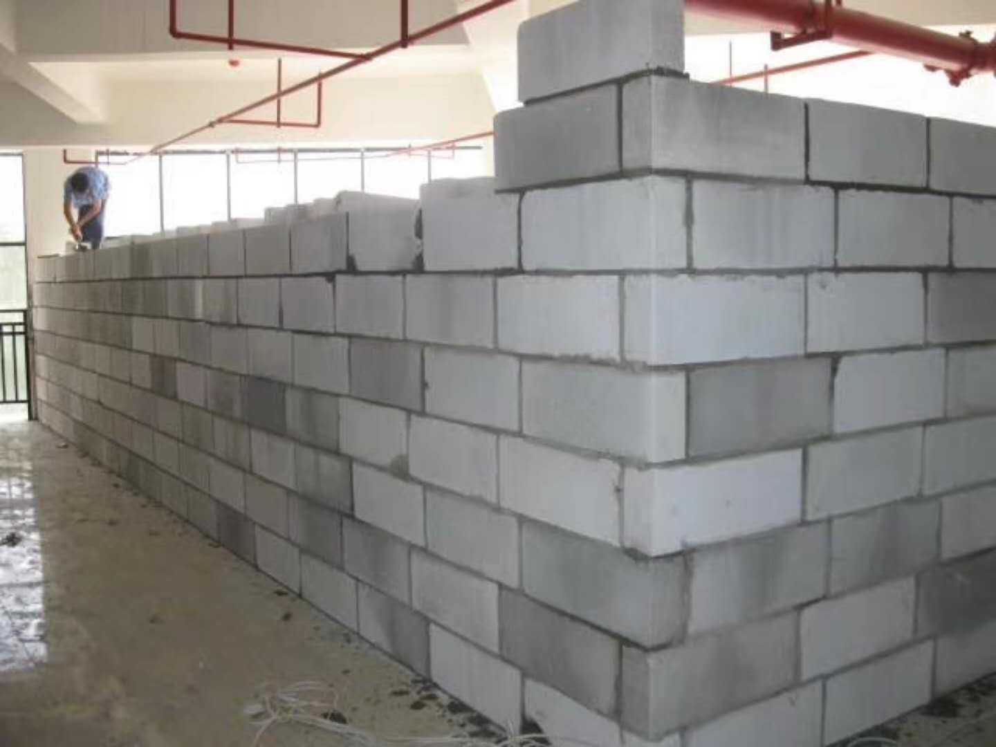 康乐蒸压加气混凝土砌块承重墙静力和抗震性能的研究